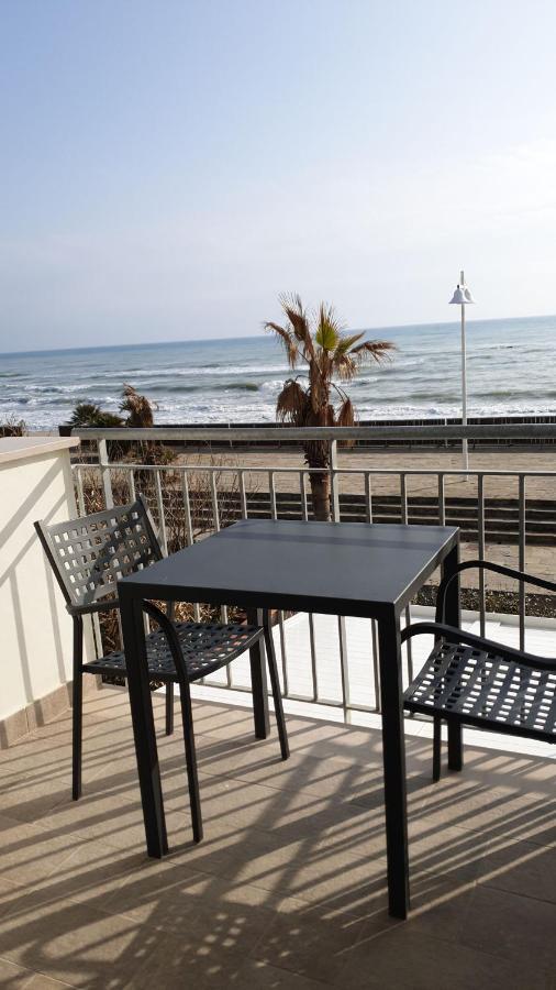Iris Home Metaponto Bagian luar foto